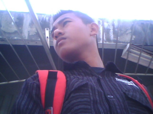 Fauzi Ozi Brojoel 8